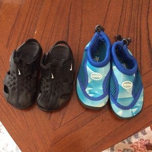 Size 7 Water Shoes